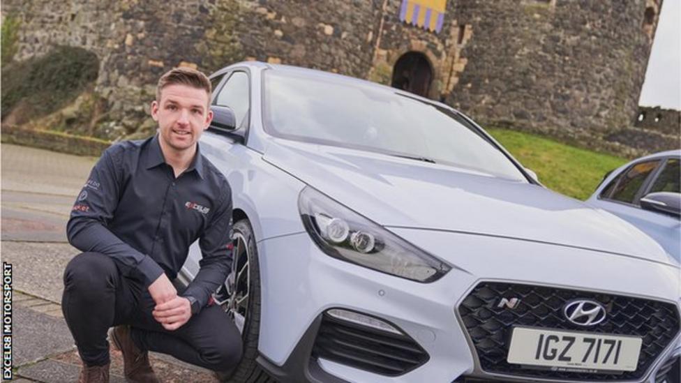 Chris Smiley secures BTCC return with Excelr8 and Hyundai BBC Sport