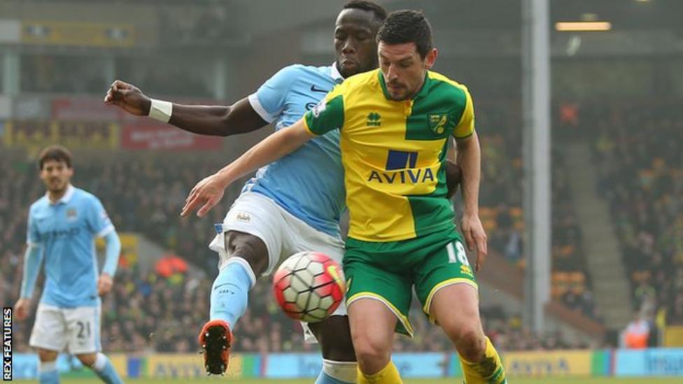 Graham Dorrans: Norwich City and Scotland midfielder signs new deal ...