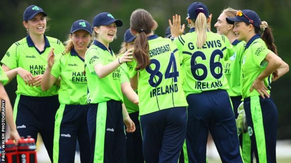 ireland-women-to-embark-on-historic-pakistan-tour-in-november-bbc-sport
