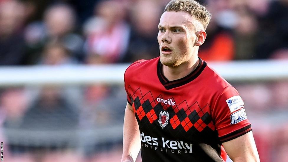 Ciaran Kelly Bradford City sign former Bohemians defender on twoanda