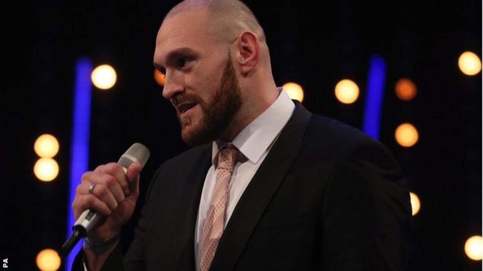 Tyson Fury apologies for comments that 'hurt anybody' - BBC Sport