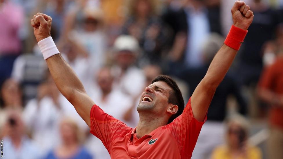Djokovic wins 2023 French Open and reaches 23 Grand Slams _130061333_djoko_getty