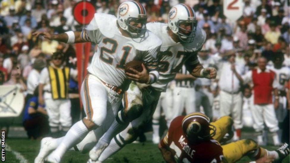 Jim Kiick Twotime Super Bowl winner with the Miami Dolphins dies at 73 BBC Sport