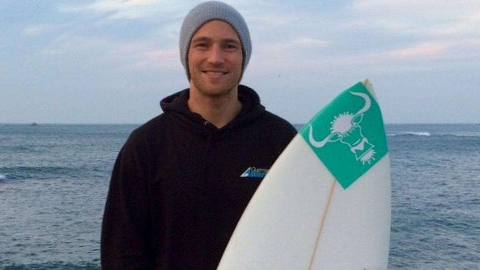 Guernsey surfer Johnny Wallbridge claims British surf title - BBC Sport