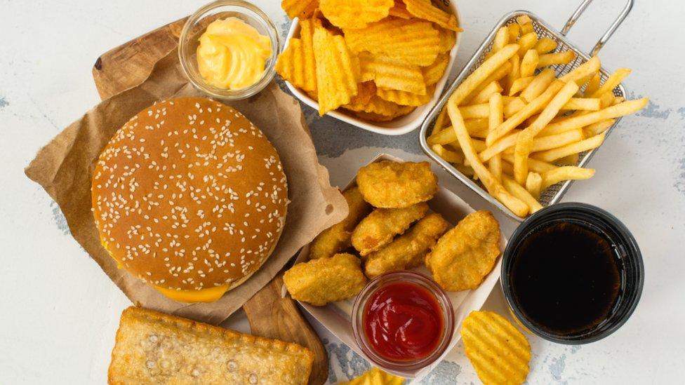 What does junk food do to your body?