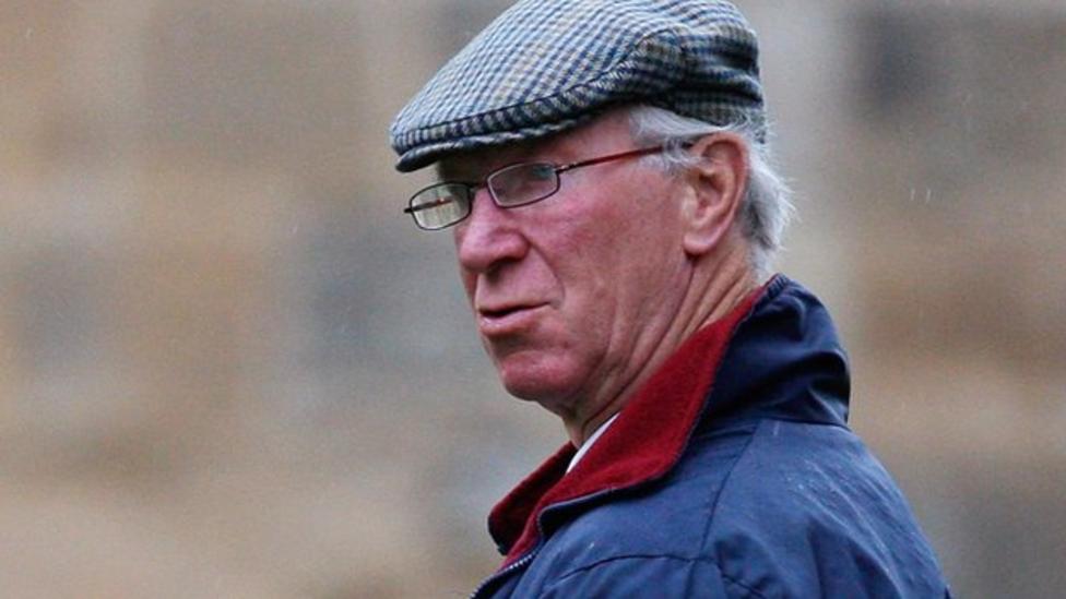 Jack Charlton in hospital after fall at home - BBC Sport
