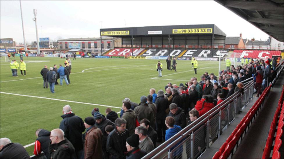 Irish Premiership CrusadersCliftonville called off BBC Sport