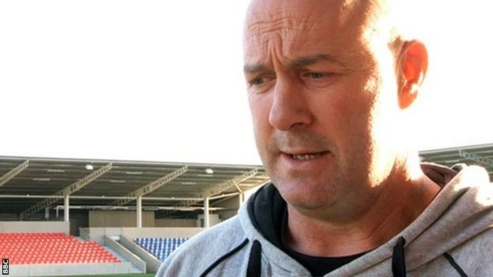 Phil Veivers: Workington Town appoint former Salford boss - BBC Sport