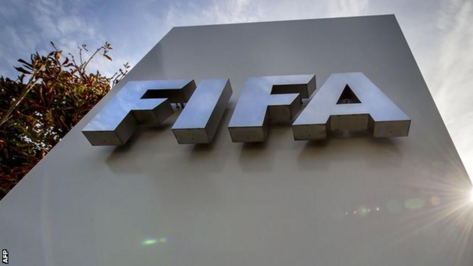 Qatar 2022: Fifa set to probe officials over World Cup claims - BBC Sport