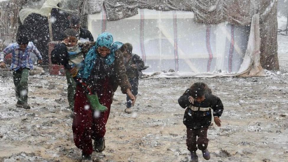 Syrian kids hit by freezing weather