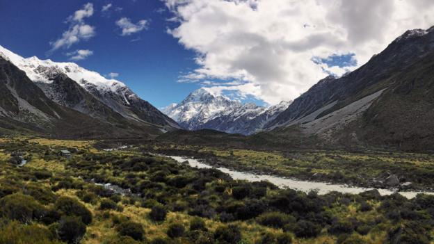 New Zealand's South Island harbours the alga (credit: Stas Kulesh CC BY 2.0)
