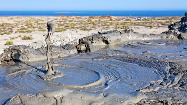 BBC - Earth - The strange worms that live on erupting mud volcanoes