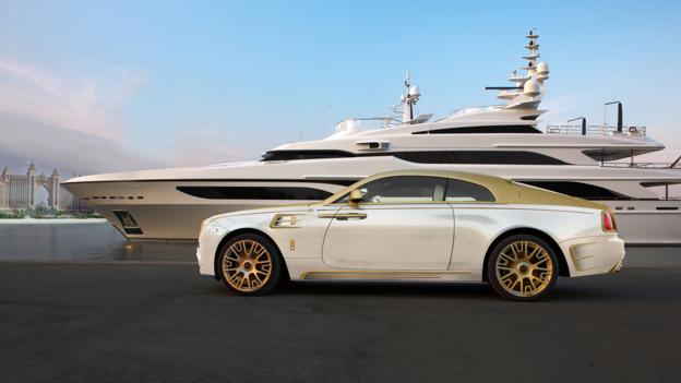 Gold Rolls Royce >> Bbc Autos Rolls Royce Heavy On The Gold Gold Rolls Royce >> Bbc Autos Rolls Royce Heavy On The Gold