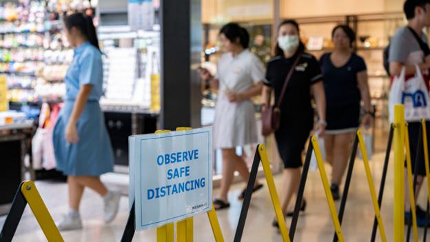 Social Distancing How To Persuade Others It Works Bbc