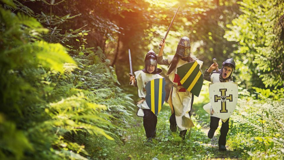 England S Medieval Festival A Year Of Great Events Bbc Storyworks
