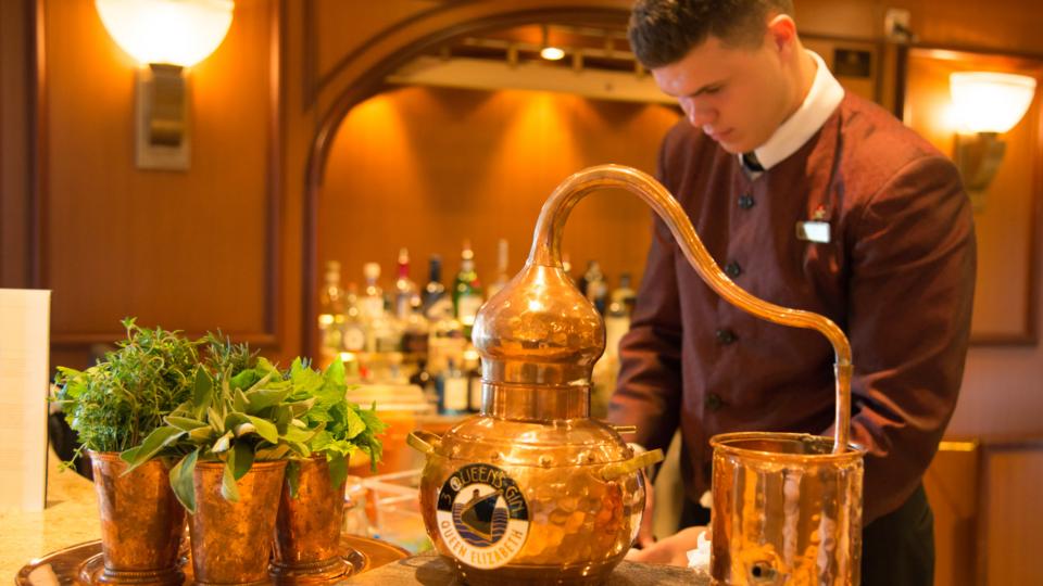 Cunard A4 Gin