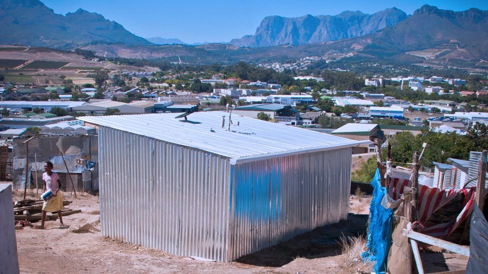 The iShack, short for “improved shack living”, is an innovative approach to better slum housing being piloted outside Stellenbosch, South Africa. (Copyright: Anna Lusty) The iShack, short for “improved shack living”, is an innovative approach to better slum housing being piloted outside Stellenbosch, South Africa. (Copyright: Anna Lusty)