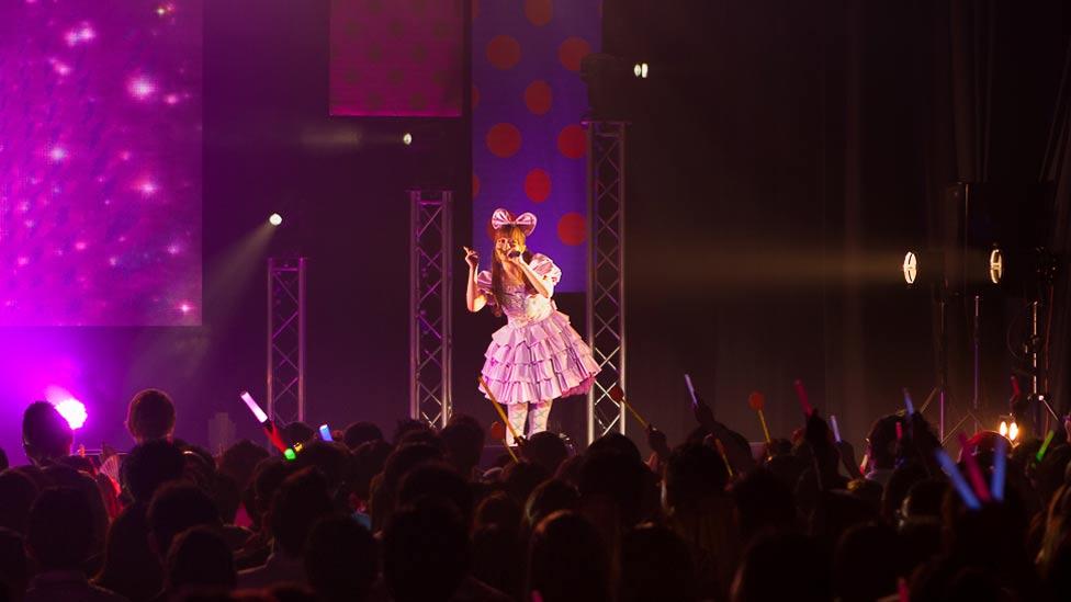 In 2013, Kyary embarked on her first world tour, which took in ten countries, including France, Belgium, the UK and US, as well as Japan. (Asobi System) In 2013, Kyary embarked on her first world tour, which took in ten countries, including France, Belgium, the UK and US, as well as Japan. (Asobi System)