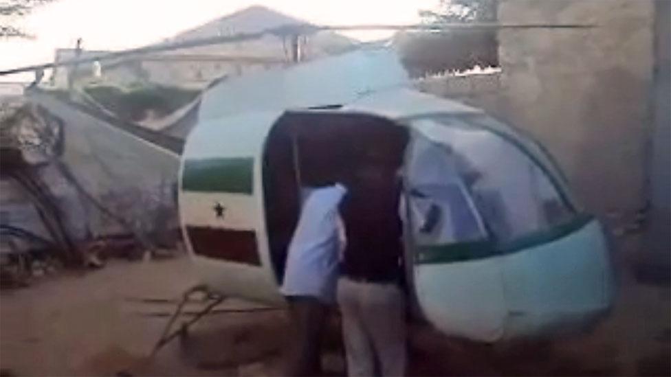 Somalians Mohamed Abdi Barkadle, Saed Abdi Jide and Abdi Farah Lidan tried to build a helicopter with the aim of using it to fight fires. Somalians Mohamed Abdi Barkadle, Saed Abdi Jide and Abdi Farah Lidan tried to build a helicopter with the aim of using it to fight fires.