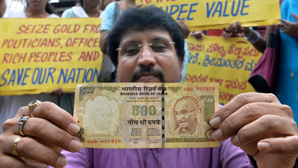 India, where cash and gold are kings India, where cash and gold are kings