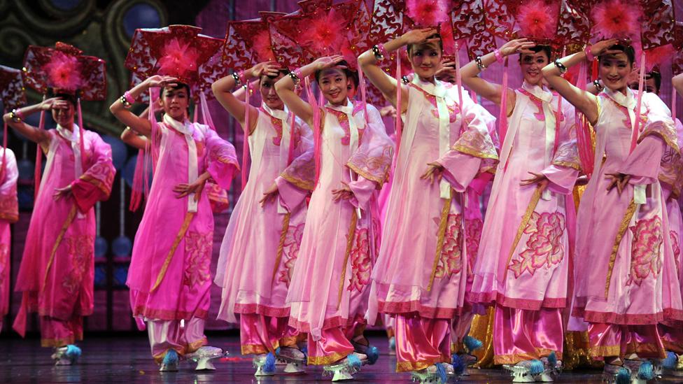 The Manchu delegation at the 2012 Ethnic Minorities Arts Festival (Corbis) The Manchu delegation at the 2012 Ethnic Minorities Arts Festival (Corbis)