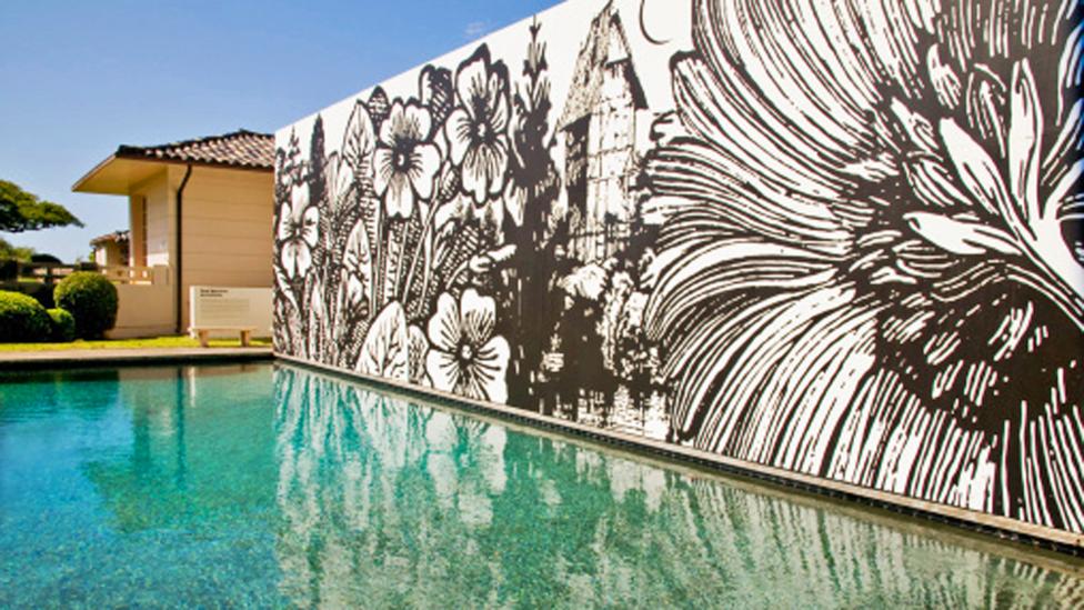 Business travellers can unwind with a trip to the Honolulu Museum of Art. (Linda Ching/ Getty Images) Business travellers can unwind with a trip to the Honolulu Museum of Art. (Linda Ching/ Getty Images)