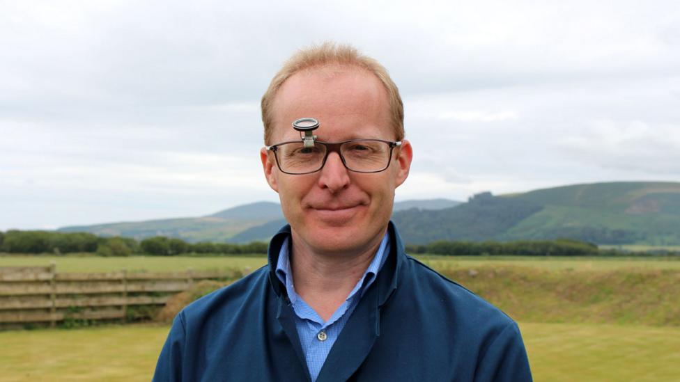 Roger Smith, a luxury watchmaker based in the Isle of Man (Credit: Chris Baraniuk) Roger Smith, a luxury watchmaker based in the Isle of Man (Credit: Chris Baraniuk)
