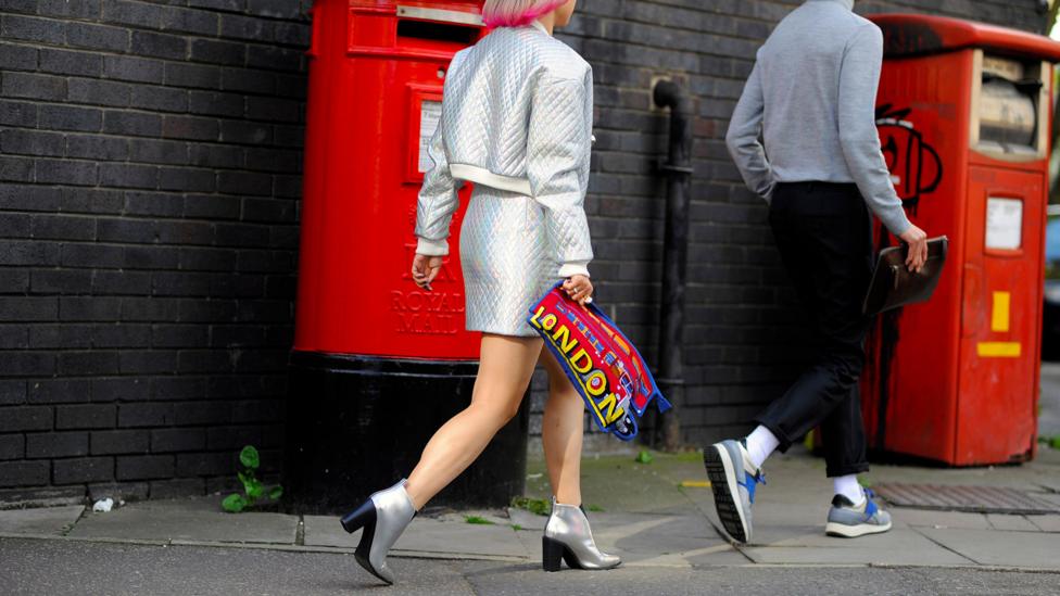 Guests arrive at the Hunter ready-to-wear fashion show during London Fashion Week 2015 (Credit: Wayne Tippetts/Alamy) Guests arrive at the Hunter ready-to-wear fashion show during London Fashion Week 2015 (Credit: Wayne Tippetts/Alamy)