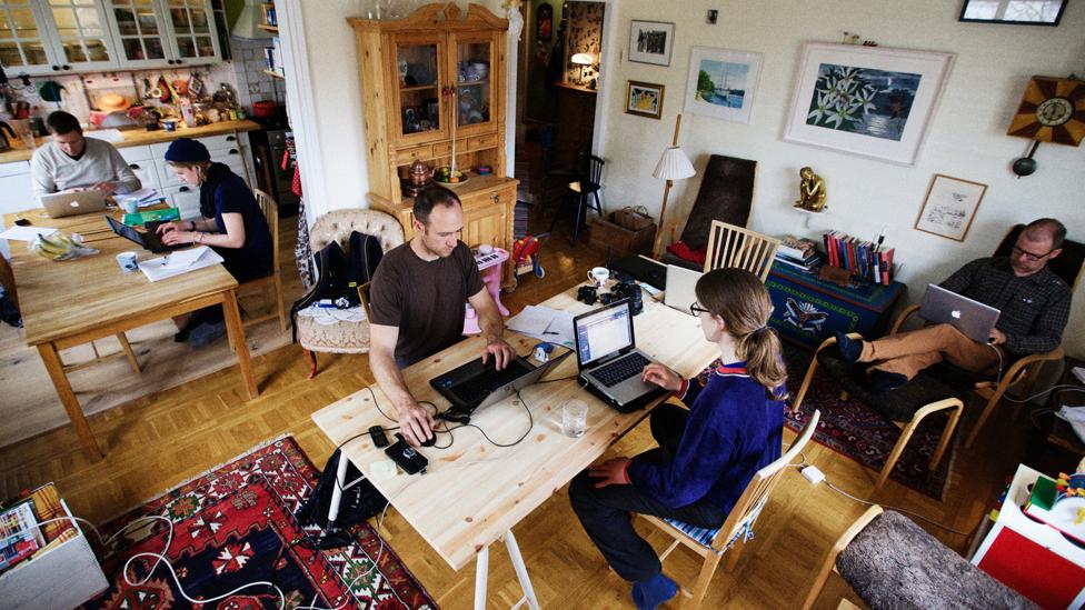 The Swedes Ditching Desks To Work From Strangers Homes Bbc Worklife
