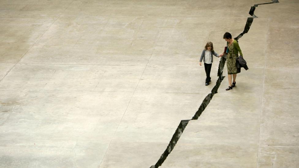 For the Colombian artist Doris Salcedo’s 2007 work, Shibboleth, a giant crack was made in the concrete floor of Tate Modern’s Turbine Hall (Credit: Alamy) For the Colombian artist Doris Salcedo’s 2007 work, Shibboleth, a giant crack was made in the concrete floor of Tate Modern’s Turbine Hall (Credit: Alamy)