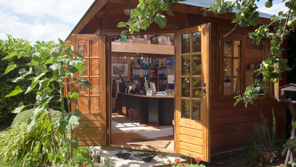 How The Humble Garden Shed Inspires Genius Bbc Worklife - Garden Office Shed With Toilet How The Humble Garden Shed Inspires Genius Bbc Worklife - Garden Office Shed With Toilet