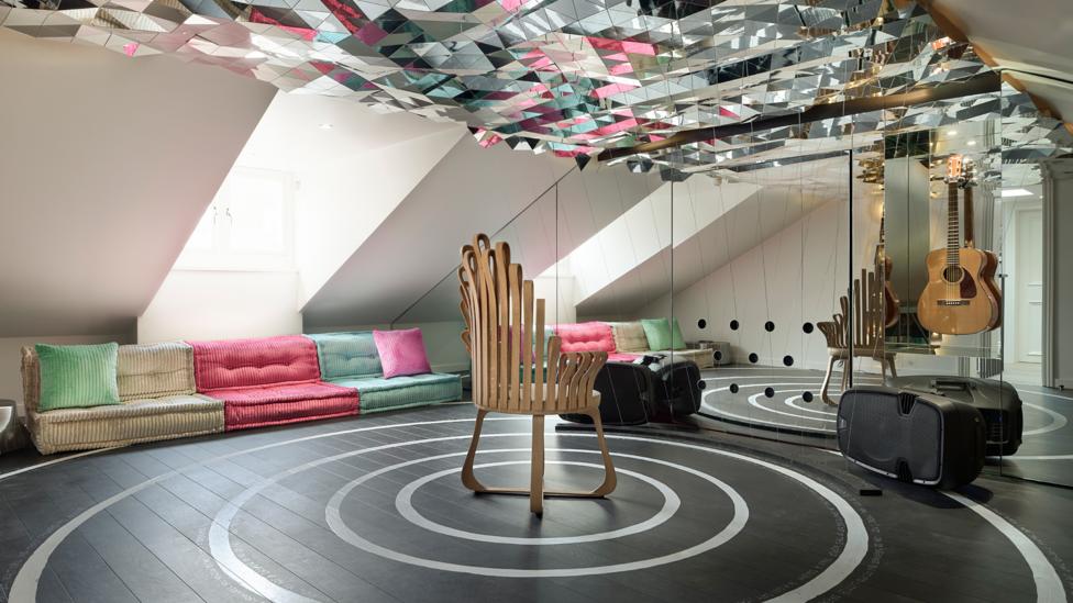 French architect Philippe Maidenberg collaborated with furniture company Roche Bobois to create the Dreamers Lounge (Credit: Roger Gooding) French architect Philippe Maidenberg collaborated with furniture company Roche Bobois to create the Dreamers Lounge (Credit: Roger Gooding)