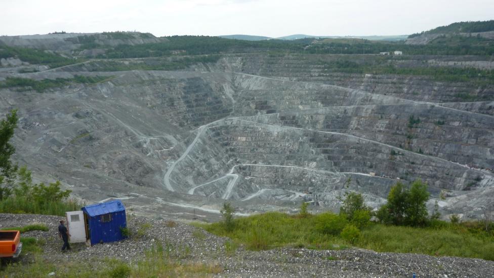 More than a century of mining in Asbestos has left a huge scar on the towns landscape (Credit Cjp24/Wikipedia Commons) More than a century of mining in Asbestos has left a huge scar on the towns landscape (Credit Cjp24/Wikipedia Commons)