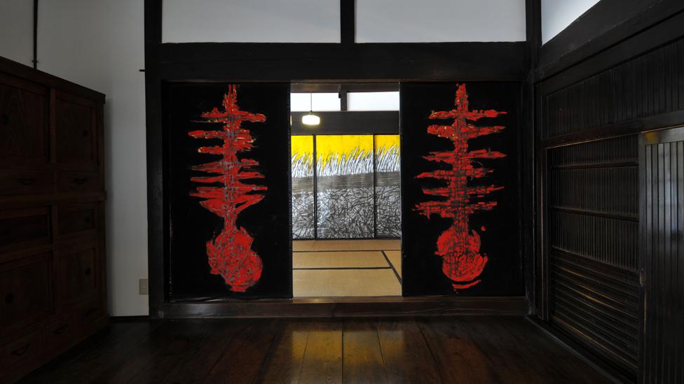 Ryo Matsuoka is among the designers who blend traditional and contemporary styles Ryo Matsuoka is among the designers who blend traditional and contemporary styles
