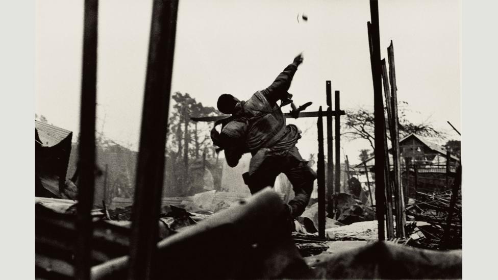 Grenade Thrower, Huế, Vietnam, 1968: the Battle of Huế was one of the longest and bloodiest in the Vietnam War (Credit: Don McCullin/Tate) Grenade Thrower, Huế, Vietnam, 1968: the Battle of Huế was one of the longest and bloodiest in the Vietnam War (Credit: Don McCullin/Tate)