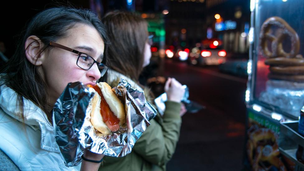 How meal timings affect your waistline - BBC Future
