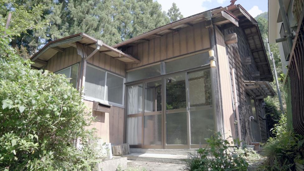What will Japan do with all of its empty 'ghost' homes ...