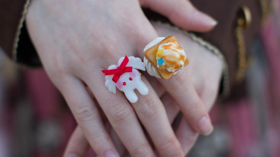Amae is a surprisingly diverse, everyday phenomenon (Credit: Getty Images) Amae is a surprisingly diverse, everyday phenomenon (Credit: Getty Images)