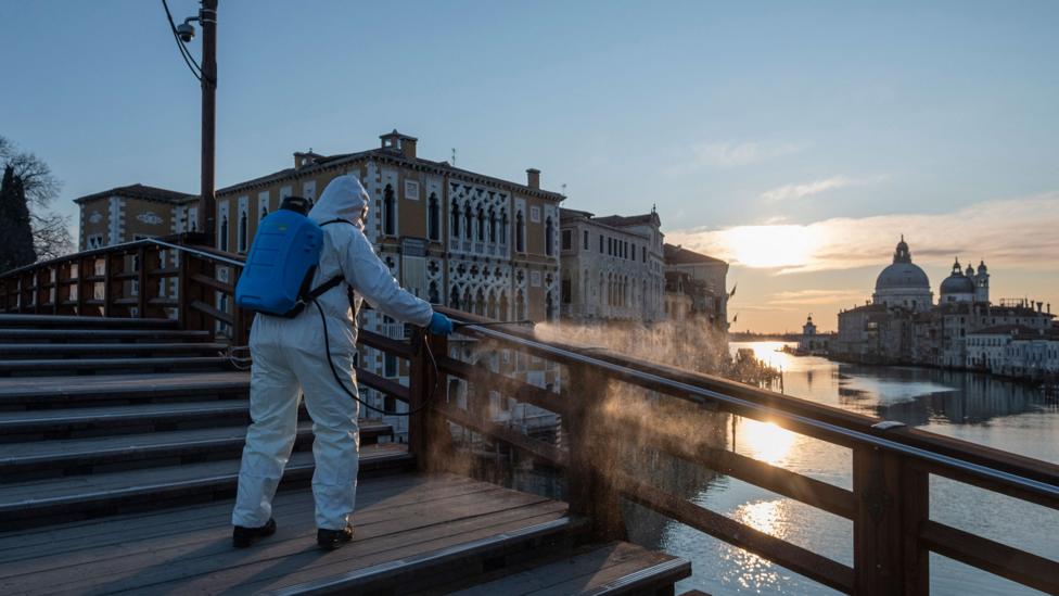 I siti turistici di tutto il mondo hanno riportato un minore inquinamento (Credit: Getty Images)